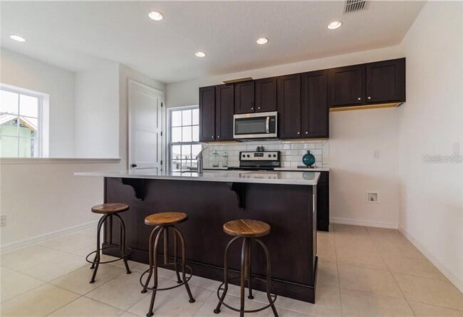 Foto del edificio - 8212 Nemours Pkwy
