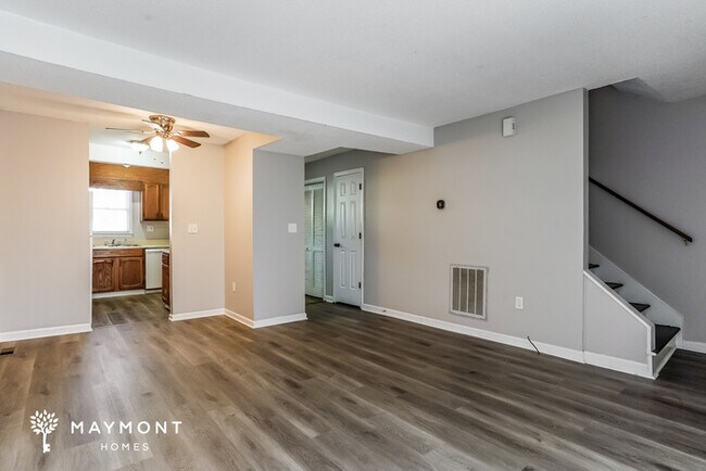 Building Photo - Cozy 2-Bedroom Raleigh Home