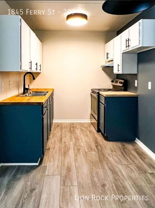 Building Photo - Comfortable & Convenient Living for $1,199...