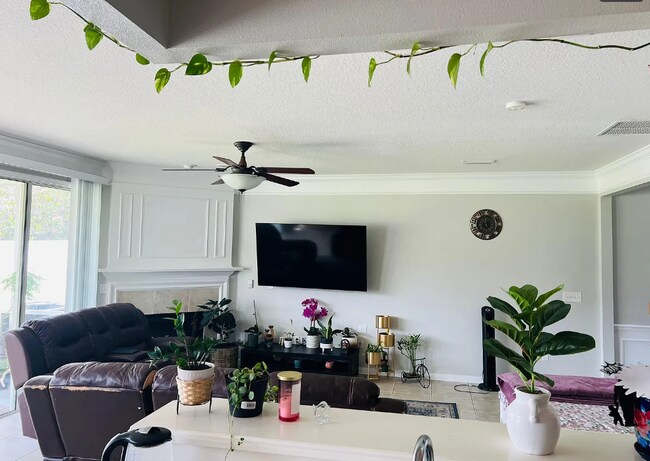 Foto del edificio - 11118 Fallgate Point Ct