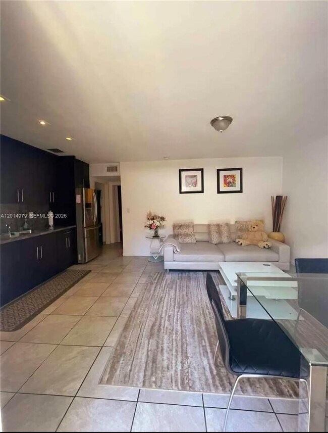 Foto del edificio - 315 NW 59th St