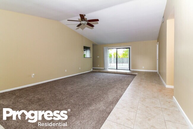Foto del edificio - 3900 NW 115th Ave