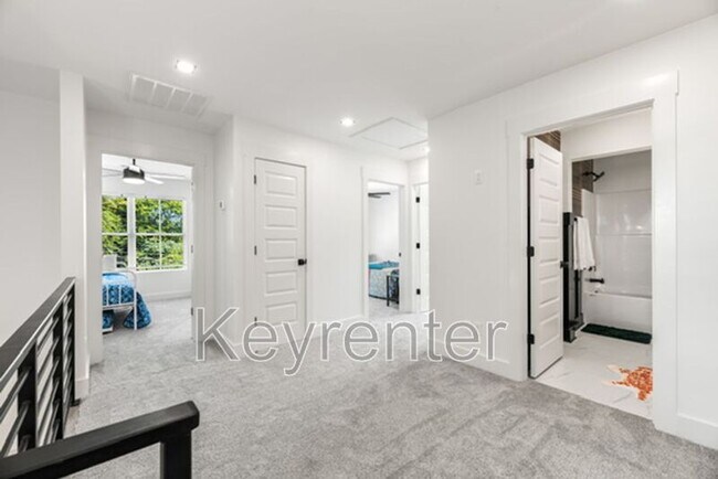 Foto del edificio - 1406 Lantana Ln NW