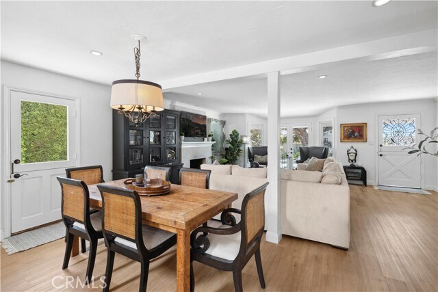 Building Photo - 540 De Anza Dr