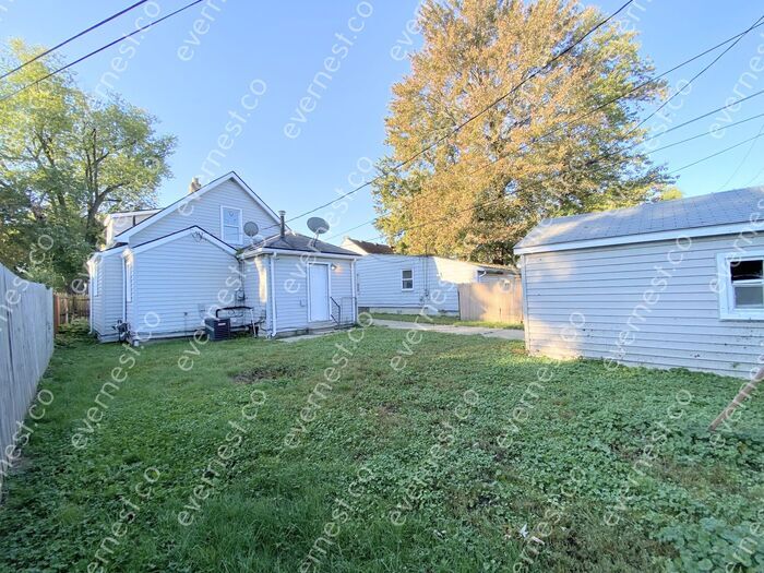 8227 Dodge Ave, Warren, MI 48089 House Rental in Warren, MI