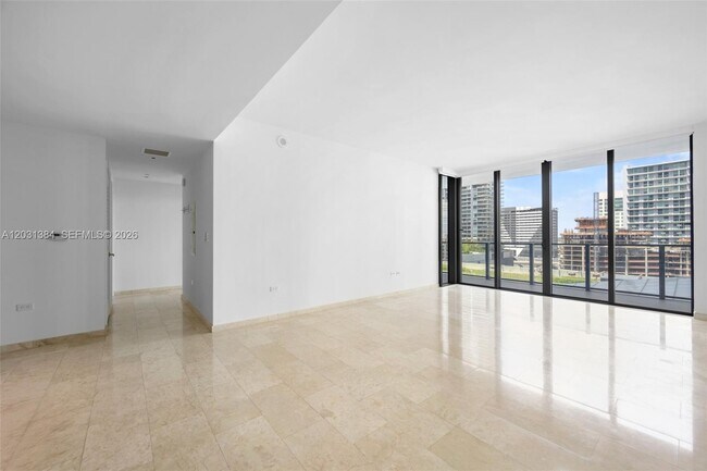 Foto del edificio - 68 SE 6th St