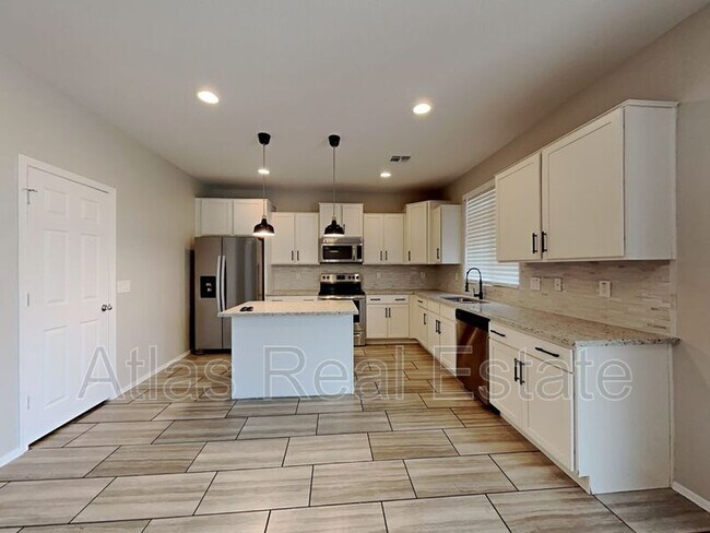 Building Photo - 2110 S 118th Ave