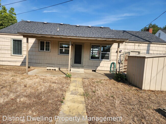 Foto del edificio - 2 br, 1 bath House - 1328 NW Ellan St