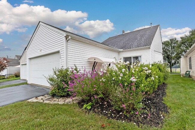 Building Photo - 1596 Electra St