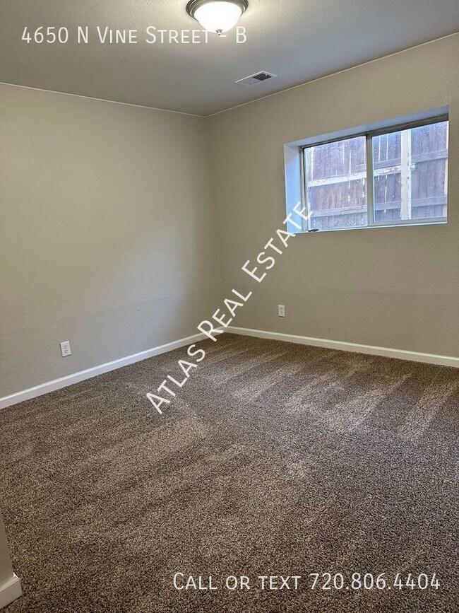 Building Photo - Newly Renovated 4 Bed 2 Bath Available Now...