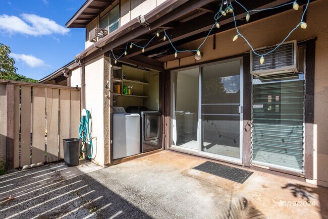 Building Photo - $2,6700 / 2 Bed 1.5 Bath IN MILILANI  (WATER&SEWER INCLUDED)