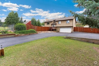 Building Photo - Rare Woodland Park Rental with RV Parking,...