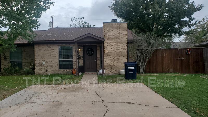 Foto principal - 607 San Saba Ct