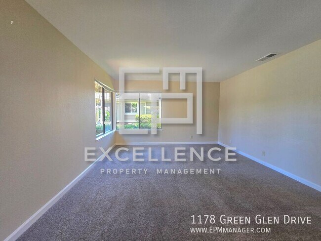 Foto del edificio - 1178 Green Glen Dr