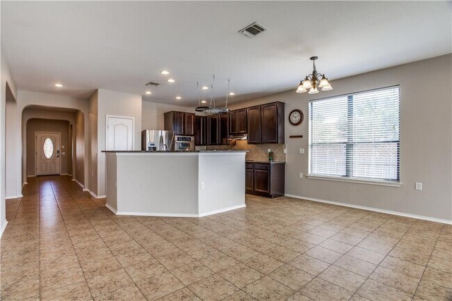 Building Photo - 8801 Capitol View Dr
