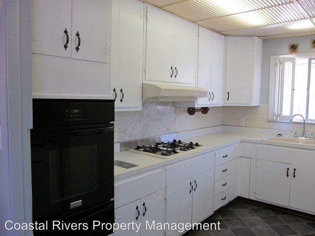 Foto del edificio - 3 br, 2 bath House - 400 West 15th Street