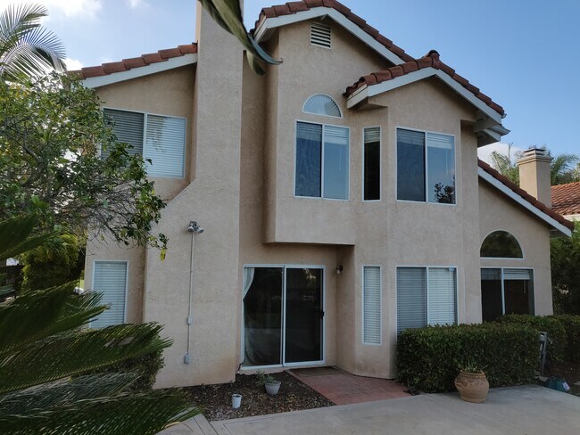 Foto del edificio - 1808 Crystal Ridge Way