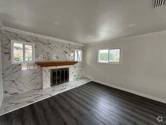 Building Photo - 2045 S Janette Ln
