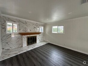 Building Photo - 2045 S Janette Ln