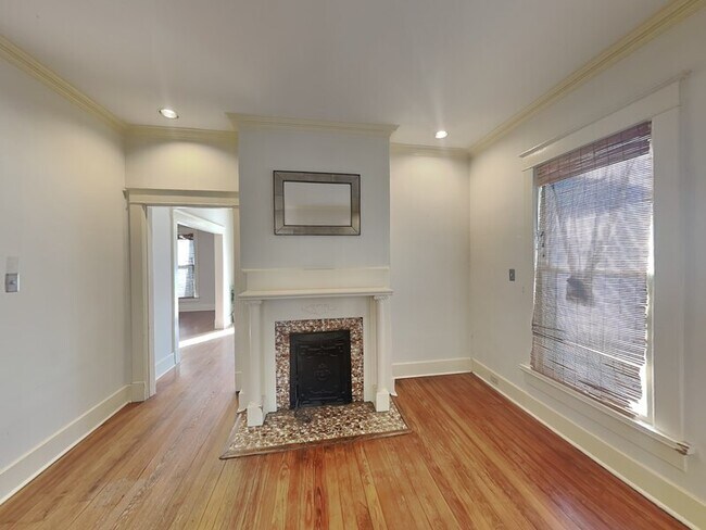 Foto del edificio - 2076 Cowden Ave