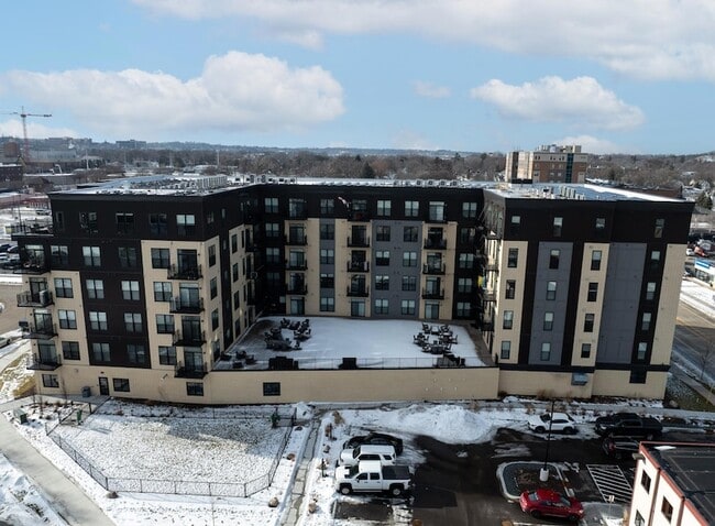 Foto del edificio - 28 7th St NE