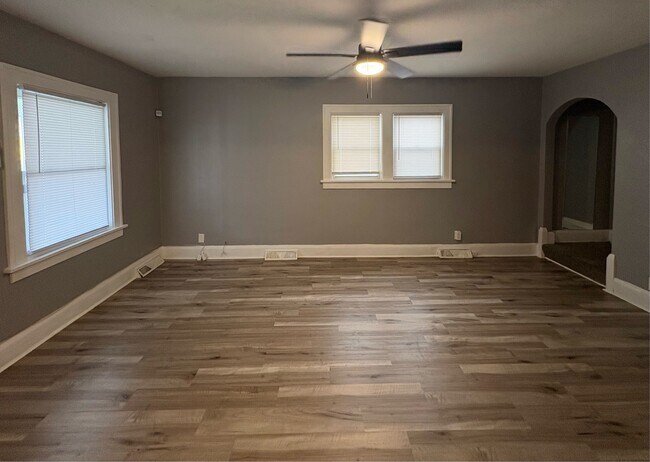 Foto del edificio - 3712 Upton Ave