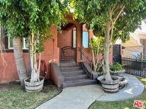 Building Photo - 5851 7th Ave