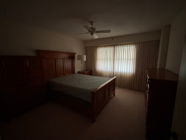 Foto del edificio - 5400 Park St N