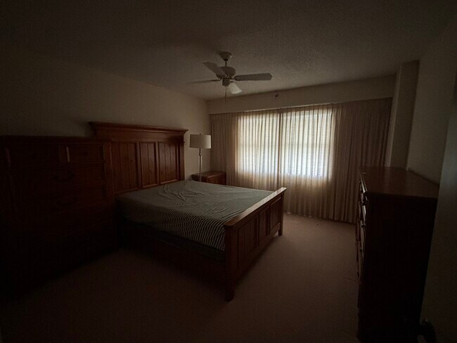 Foto del edificio - 5400 Park St N