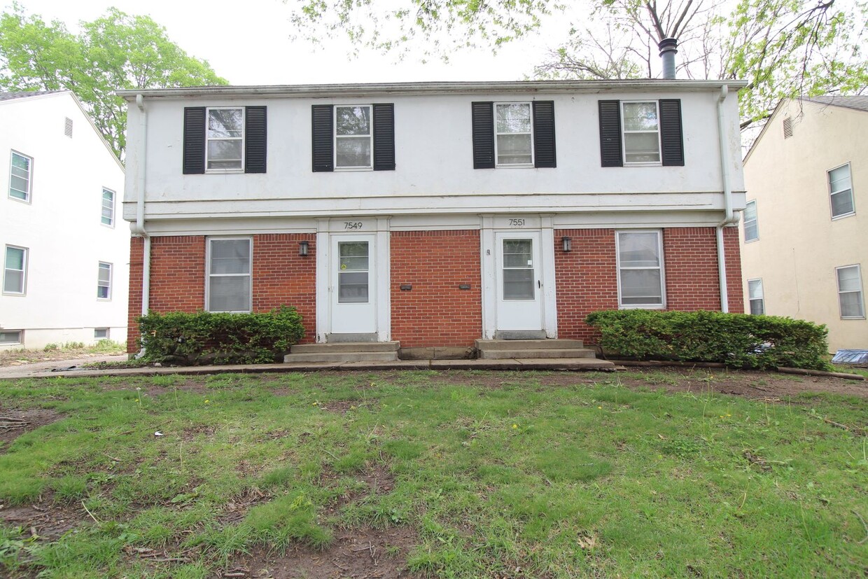 Primary Photo - 2 Bedroom 1 Bath Duplex In The Waldo Area