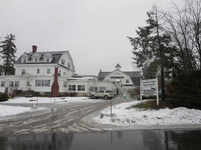 Foto del edificio - 661 Corning Rd