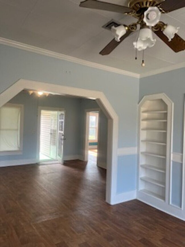 Two Bedroom/One Bath Home House Rental in Poteau, OK