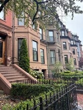 Building Photo - 123 Marlborough St