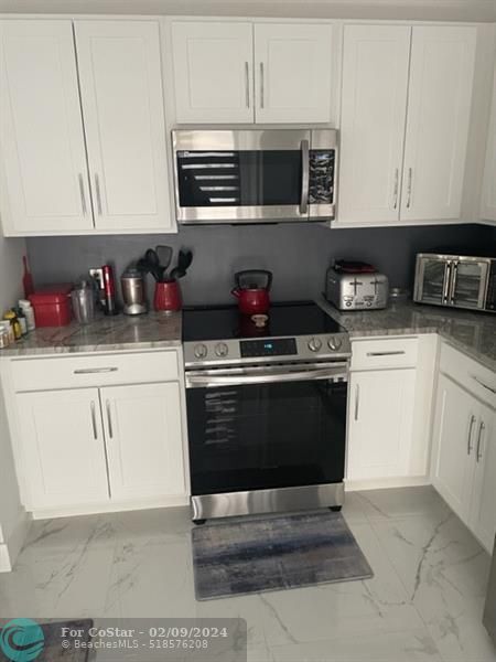Foto del edificio - 1080 SE 3rd St