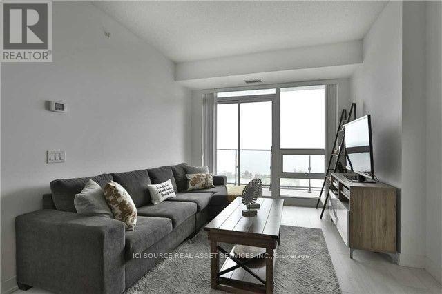 Photo du bâtiment - 2212 Lake Shore Blvd W