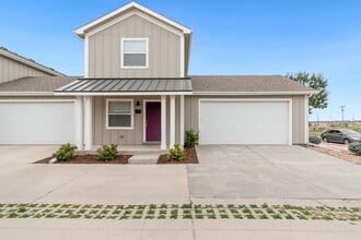 Building Photo - 4070 Sveta Ln