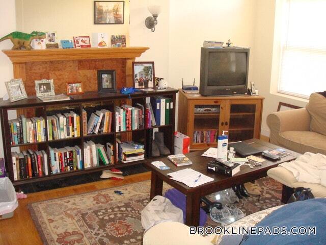 Foto del edificio - 1801 Beacon St