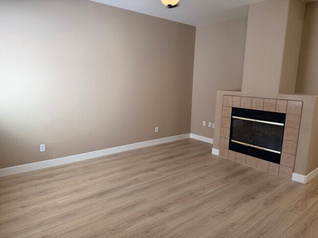 Foto del edificio - 33710 Willow Haven Ln