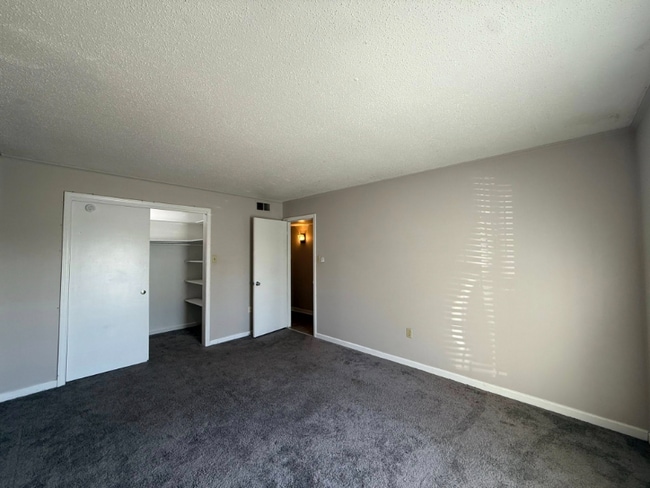 Building Photo - 11271 Florida Blvd
