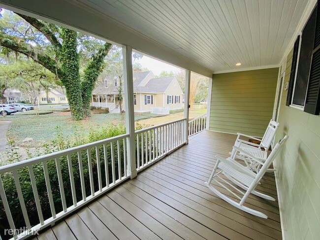 Building Photo - 2 br, 2 bath Townhome - 1822 Laurel Trail