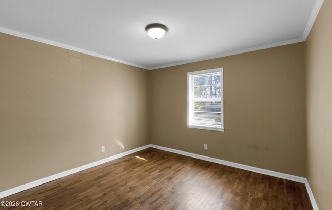 Foto del edificio - 927 E College St