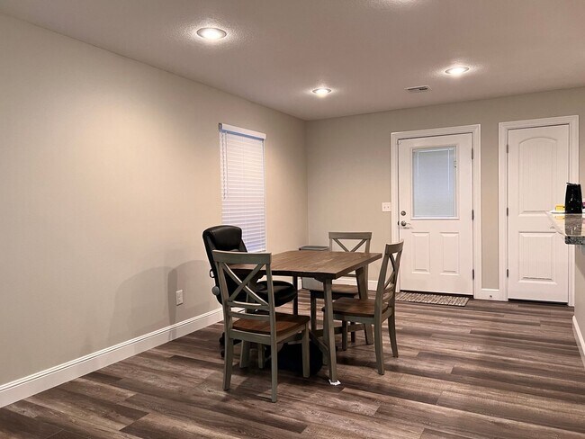 Foto del edificio - 3 Bedroom 2 Bathroom home