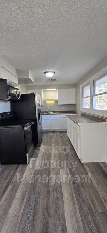 Foto del edificio - 3914 Maplecrest Rd