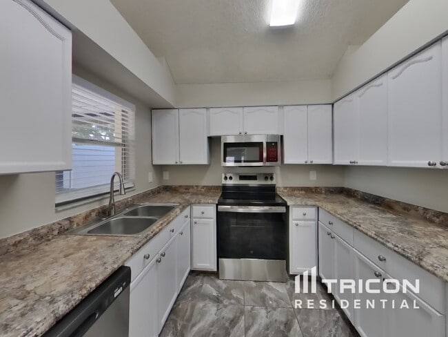 Building Photo - 1714 Tarah Trace Dr
