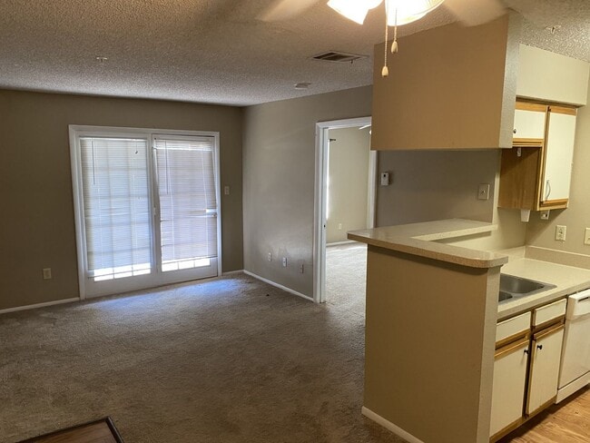 Modern 1-Bedroom Apartment with Amenities in Altamonte Springs - Modern 1-Bedroom Apartment with Amenities in Altamonte Springs