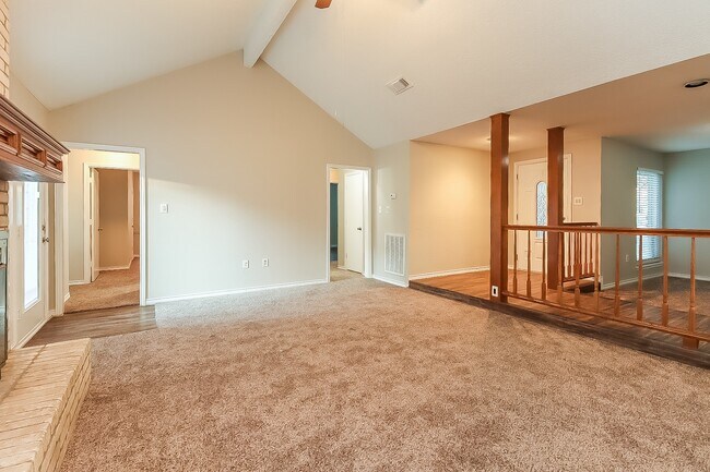 Building Photo - 15806 Afore Dr
