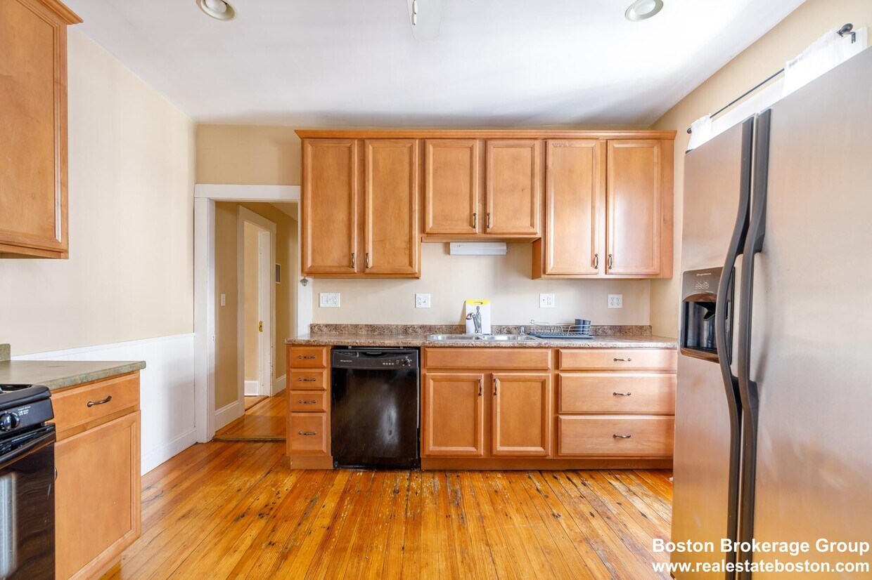 Photo - 24 Willis St. #3 Dorchester