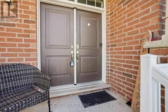 Building Photo - 4024 Fracchioni Dr