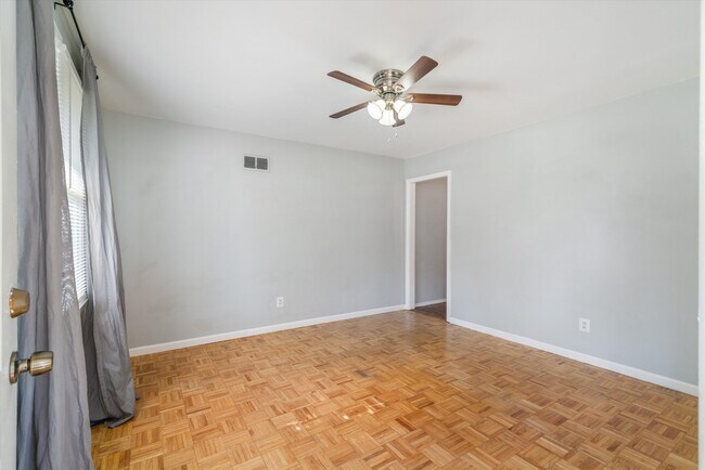 Building Photo - 2094 Harbert Ave