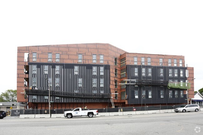 Building Photo - 232 Old Colony Ave